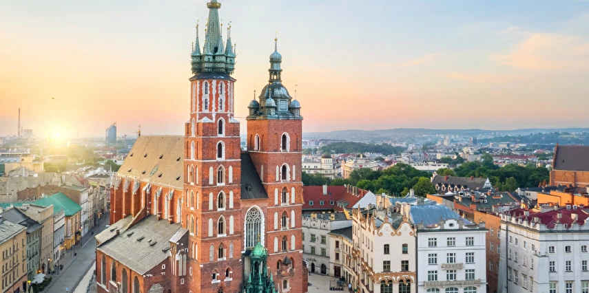 Orta Avrupa Beşlisi Polonya Çekya Avusturya Slovakya Macaristan Turu Thy İle 7 Gece 8 Gün WAW-BUD