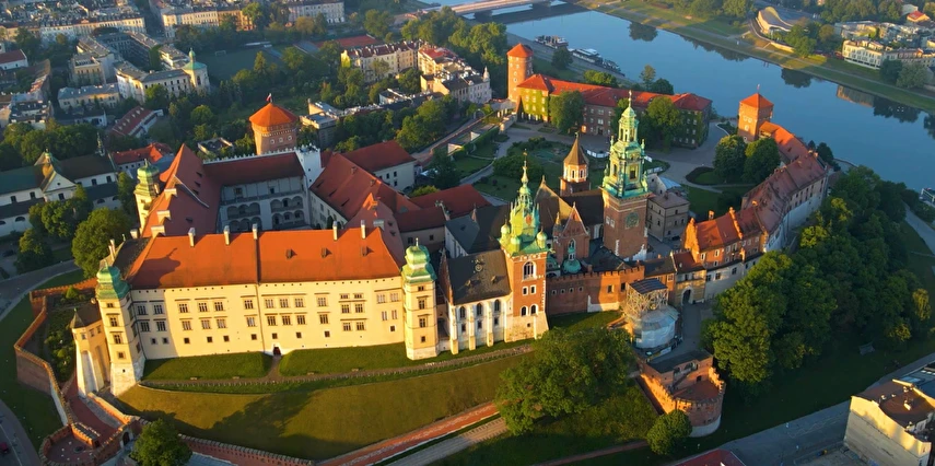 Orta Avrupa Beşlisi Polonya Çekya Avusturya Slovakya Macaristan Turu Thy İle 7 Gece 8 Gün WAW-BUD