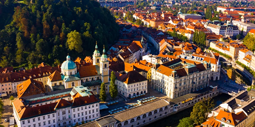Orta Avrupa'dan Adriyatik'e Avusturya Slovenya Hırvatistan Macaristan Turu Ajet ile 7 Gece 8 Gün VIE-BUD