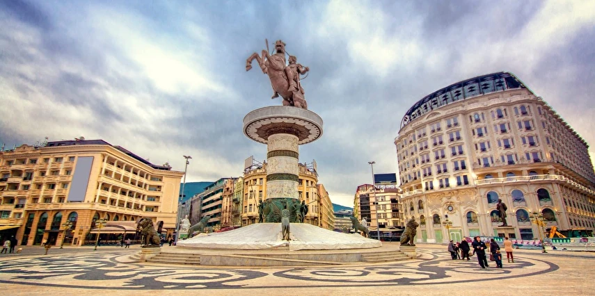 Otobüs ile Balkan Masalı Turu 7 Gece 9 Gün
