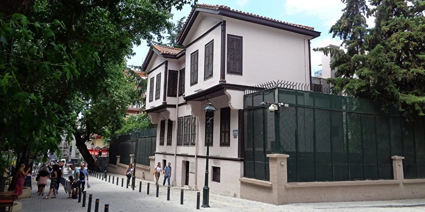 Otobüs ile Cadılar Bayramı Özel Kısa Balkan Masalı Turu 2 Gece 4 Gün
