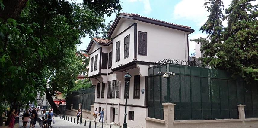 Otobüs ile Cadılar Bayramı Özel Selanik Meteora ve Kavala Masalı Turu 2 Gece 4 Gün