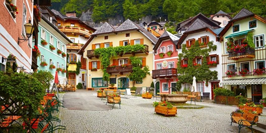 Otobüs ile İzmir Hareketli Orta Avrupa ve Hallstatt Masalı 7 Gece 9 Gün - 2027 Dönemi