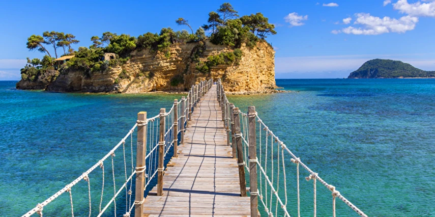 Otobüs ile Zakintos ve Lefkada Yüzme Turu 7 Gece 9 Gün (MT001)