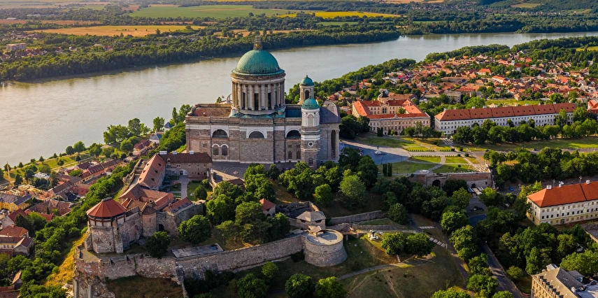 Prag & Budapeşte Turu Pegasus Havayolları ile 4 Gece 5 Gün 