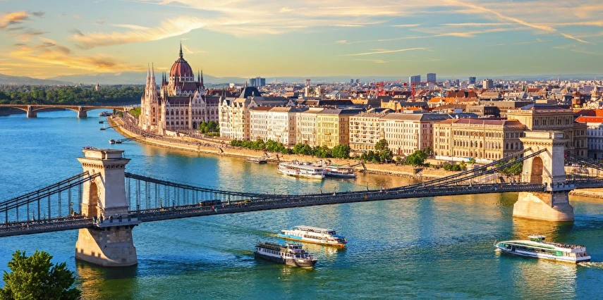 Prag & Budapeşte Turu Pegasus Havayolları ile 4 Gece 5 Gün 