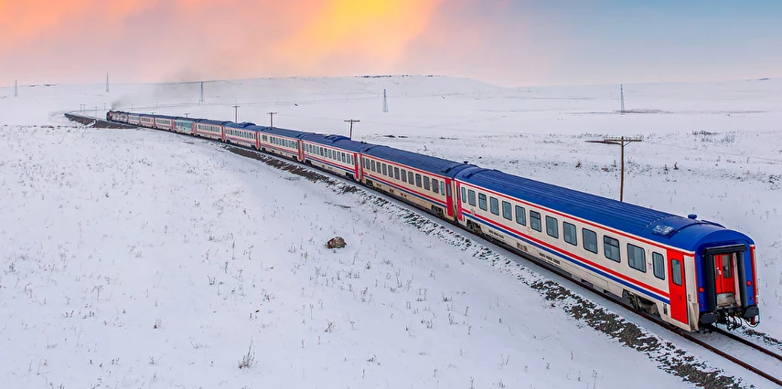 Ramazan Bayramı Özel İzmir Çıkışlı Uçak & Doğu Ekspresi ile Van Kars Erzurum Turu Sun Express ile / 3 Gece Otel Konaklaması