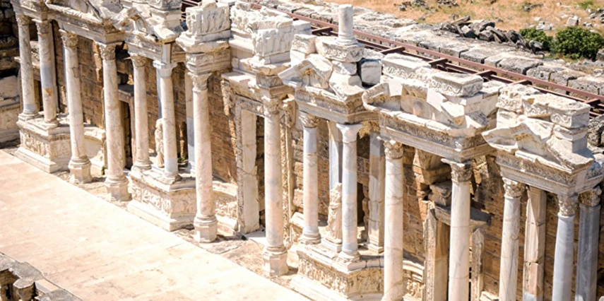 Salda Gölü Sagalassos Antalya Aspendos Torosların Eteğinde Ormana Düğmeli Evler Turu / 2 Gece Otel Konaklaması