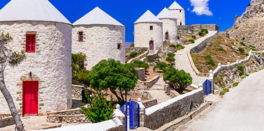 Selectum Blu ile Çeşme Hareketli Yunan Adaları 4 Gece *Kapıda Vizeli * - 2026 (TCR001)