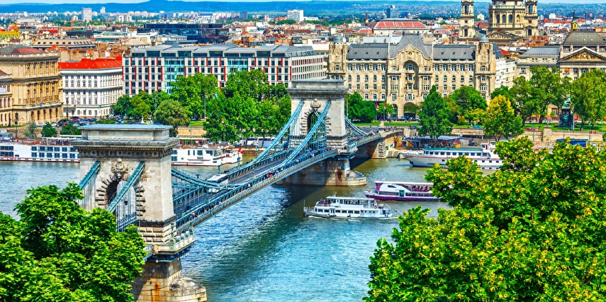 Silver Tuna'nın Üç Başkenti Avusturya Slovakya Macaristan Turu Ajet ile 4 Gece 5 Gün Vie-bud