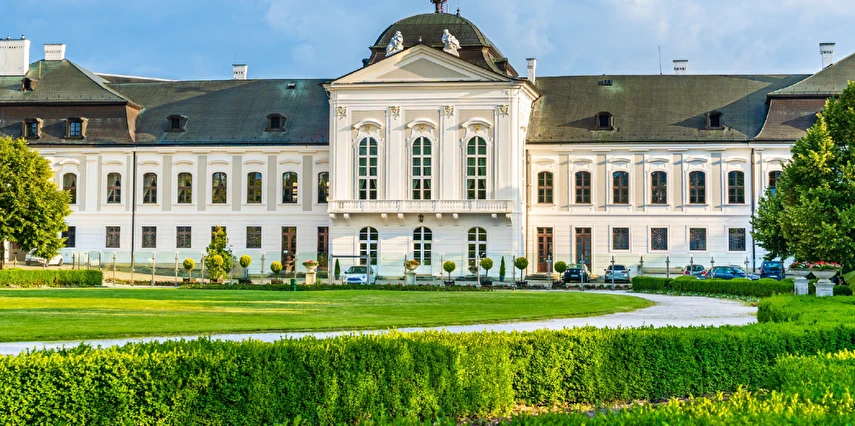 Tuna'nın Üç Başkenti Avusturya Slovakya Macaristan Turu Ajet ile 4 Gece 5 Gün VIE-BUD