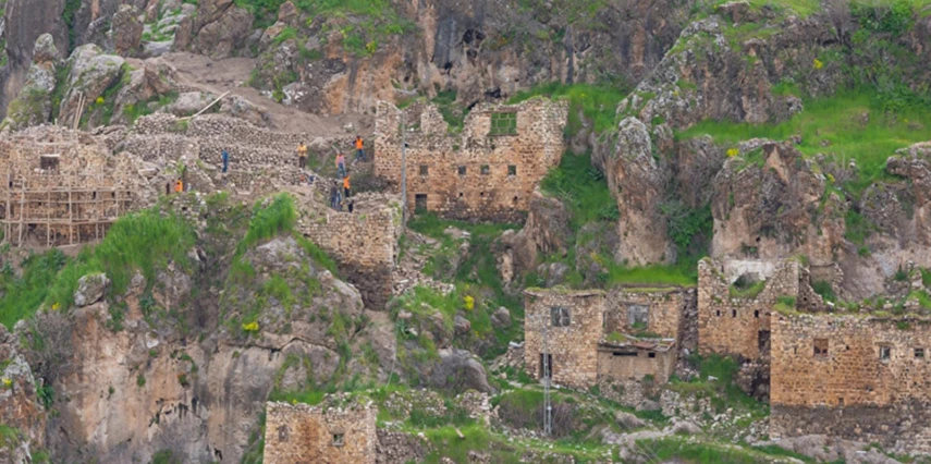 Uçaklı Botan'dan Cilo'ya Hakkari Turu Ajet İle / 3 Gece Otel Konaklaması