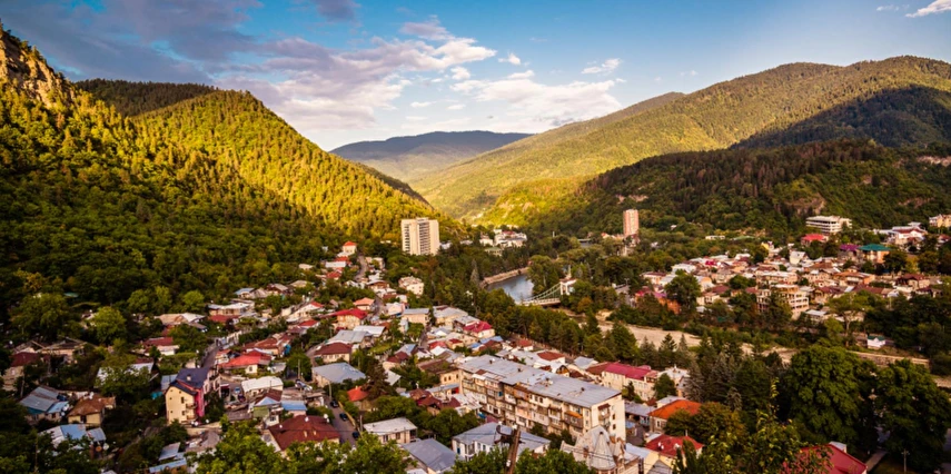 Uçaklı Butik Karadeniz Yaylalar Batum Turu Ajet ile / 3 Gece Otel Konaklaması