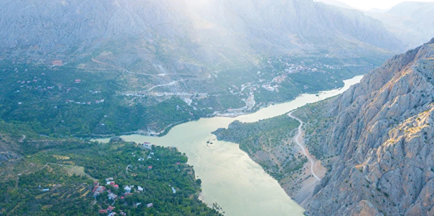 Uçaklı Butik Sivas Tunceli Kemaliye Divriği Turu Thy İle / 2 Gece Otel Konaklaması