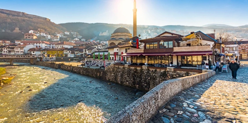 Uçaklı İzmir Hareketli Vizesiz Balkan Masalı Turu Ajet Havayolları ile 7 Gece 8 Gün