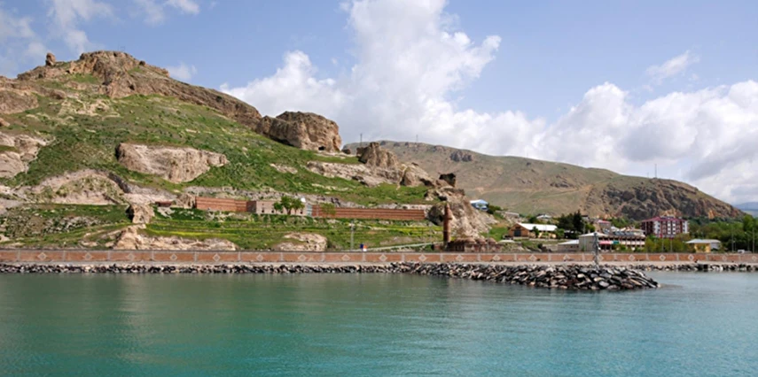 Uçaklı Van Havzası ve İnci Kefali Göçü Turu Thy İle / 2 Gece Otel Konaklaması