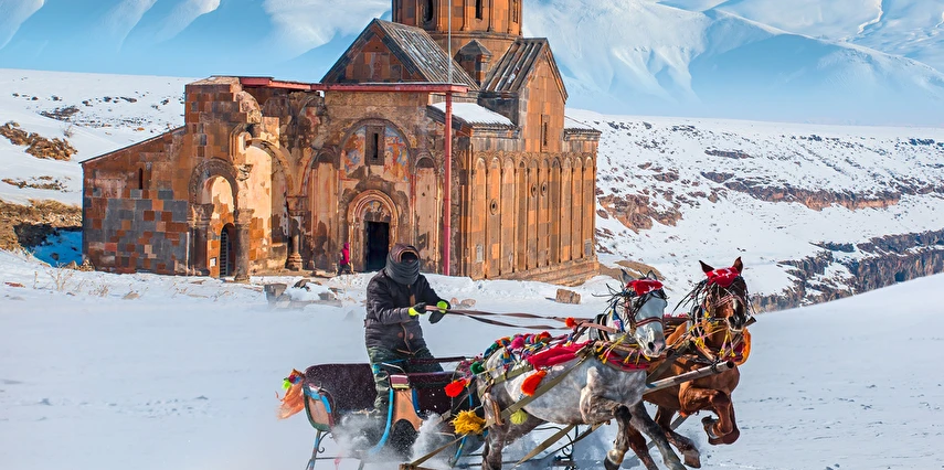 Yılbaşı Özel Turistik Doğu Ekspresi ile Kars Erzurum Turu / 1 Gece Otel 2 Gece Tren Konaklaması (Kars - Ankara Yönü)