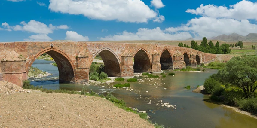Yüksek Hızlı Tren ile Doğu Anadolu (Sivas Divriği Kemaliye Elazığ Tunceli Erzincan) Turu / 4 Gece Otel Konaklaması